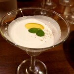 ウエストパパ - トピナンブールの冷製スープ