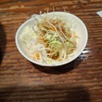 珈琲香舗カワシマ - ハンバーグカレーに付いてくるサラダ