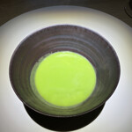 トレイス - えだ豆のスープ　鞘まで使います