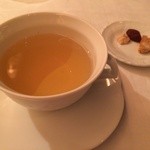 リストランテ・マッサ - カモミールティーと小菓子
