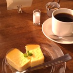 ゴチィ カフェ - H26/2ニューヨークチーズケーキとブレンドコーヒー