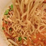 逸品坊 - 麺は特注の全粒粉中細麺！