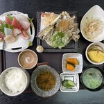 馳走屋 魚喜 - Bセット(刺身＆てんぷら)