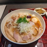 らぁー麺 なかじま - 特上海老雲呑麺チャーシューえびわんたん入り②