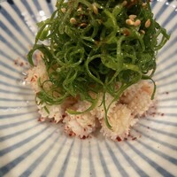 炭火焼肉ホルモン うしごろ 中目黒店 - ウルテ刺し 九条ねぎ添え