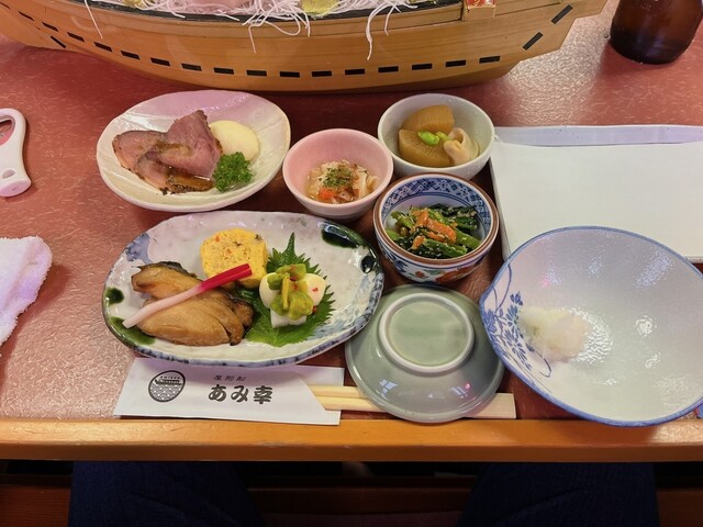 Houseboat Amiko photo 2