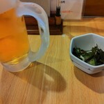 荒磯料理　海女小屋 - 突き出しも美味しい。