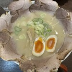 中華そば 高安 - チャーシューメン＋味玉　　1220円＋130円