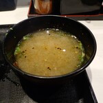 Yoshinoya - 味噌汁に七味