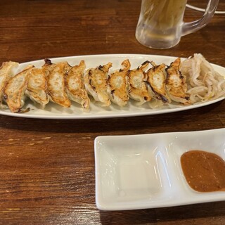 吉祥寺 餃子番長 炎のもつ家 甚家_1