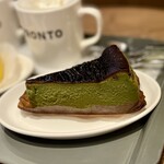 プロント 新宿御苑前店 - STONEMILLの抹茶バスクチーズケーキ(594円)