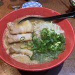 やきとり居酒屋てんてこ舞 - 豚骨ラーメン