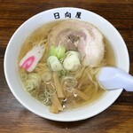 青竹手打ラーメン 日向屋 - 