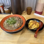 Ramenshokudou Omutasu - ラーメン オムチャーハンセット(880円、斜め上から)