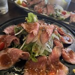 近江牛ステーキとがぶ飲みワイン ニクバルモダンミール - 