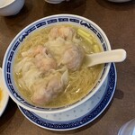 南粤美食 - 香港風海老雲呑麺