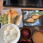 Uogashi Sakaba Fukuhamakin - 天ぷらと幽庵焼きの定食