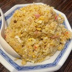 大珍飯店 - エビチャーハン 900円（中にしっかりエビが入っています）