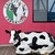 小田原牧場アイス工房 - 外観写真:ベンチになっている牛さんがお出迎え