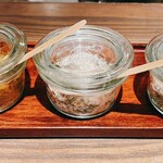 おやじの炉端ハンバーグ - 3種のお塩　配合が絶妙