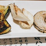 おやじの炉端ハンバーグ - 選べる野菜3種　なす　エリンギ　タマネギ