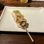 とりや鈴なり - おすすめ5本コース1,430円、胸肉の皮焼き