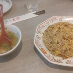 餃子の王将 大阪駅前第3ビル店 - 
