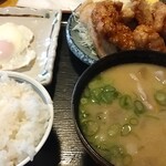 豚汁処 錦えびすっち 堺繁笑店 - トンから定食