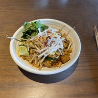 Longrain Tokyo - パッタイ