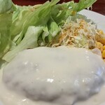 はんばあぐはうす ぐずぐず - ホワイトソースの海