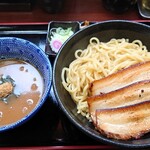Menya Shouryuu - 炙り肉つけ麺990円、麺は中盛＆温麺