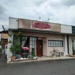 ベルエキップ - 店舗入口