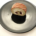 Patisserie SATSUKI - あまおうロールケーキ