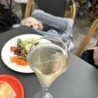 grigio la tavola - 