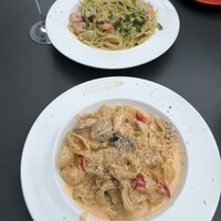 grigio la tavola - 