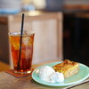 Quatre cafe - アップルパイのアイス添え (￥800)、紅茶 (￥450)