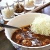 Porosu Xoro - シーフードカレー 中盛り (あいがけ : 辛口 / 大辛)                     1,060円