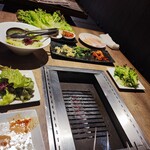 USHIHACHI 青葉台店 - 