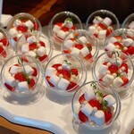 ザ・テラス - イートンメス