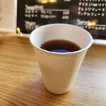 オカシナコトニ - ホットコーヒー(200円)です。