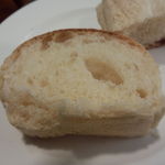 ビストロ ロカマドゥール - 2013　12　国産小麦の自家製パン♪