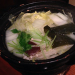 粋房　ゆふな 阪急三番街店 - カワハギのちり小鍋