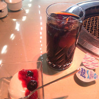 叙々苑 新宿小田急ハルク店 - 「焼肉ランチ」1,800円の飲み物（アイスコーヒー）とデザート