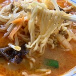 肉よし - ラーメン（辛みそに変更）&チャーハン