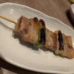 Toritori Tei - 豚のねぎま。ほとんど焼き鳥だけど牛豚もう少しあります。