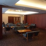 ガスビル食堂 - ウェイティング スペース