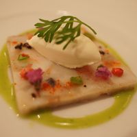 レザンファン ギャテ - 海老芋と海老の燻製テリーヌ。ルッコラソース。前菜からテリーヌは嬉しい。