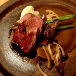 デトレゾン - 本州シカロースト⭐️❤️表面が香ばしく濁りのない旨みが素晴らしい❣️