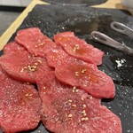 Yakiniku tonbi - 