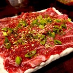 炭火焼肉 肉刺し にく式 - ツラミ